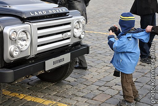 Благодаря популярности «уютной жежешечки» Артемия Лебедева теперь даже детям известно, что Land Rover — автомобиль, не самый подходящий для дальних этнографических экспедиций