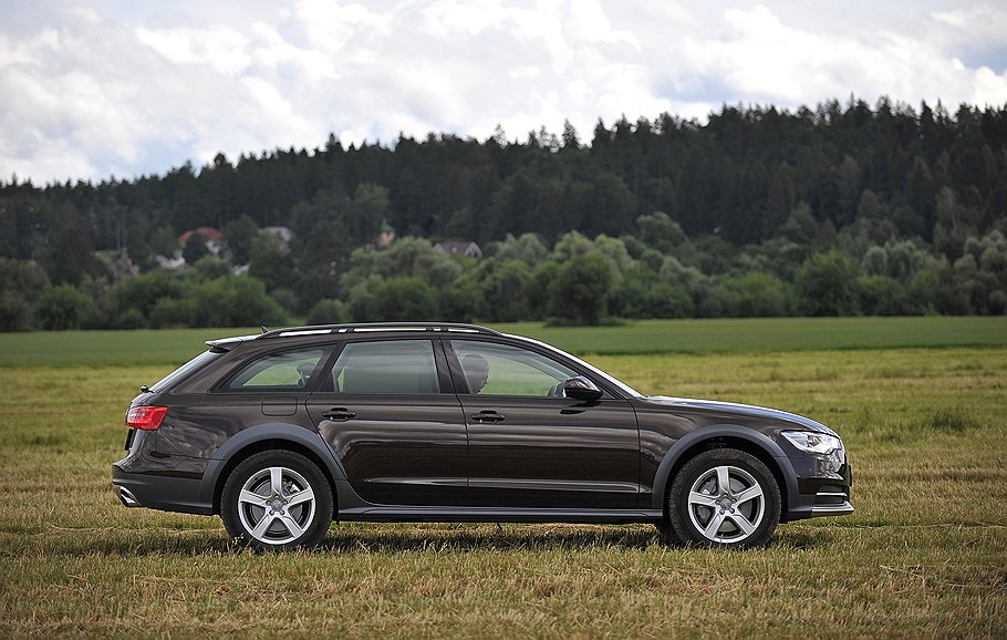 Audi A6 allroad можно посчитать спокойным семейным универсалом, только не зная, что у него под капотом 