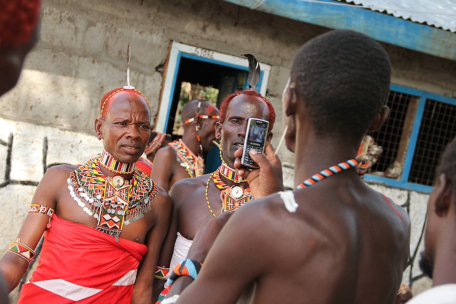 Не исключено, что валюты будущего будут возникать с оглядкой на опыт операторов мобильной связи в Кении