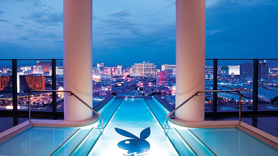 Royal Suite в отеле Burj Al Arab (Дубай, ОАЭ) — $19 тыс. в сутки 
