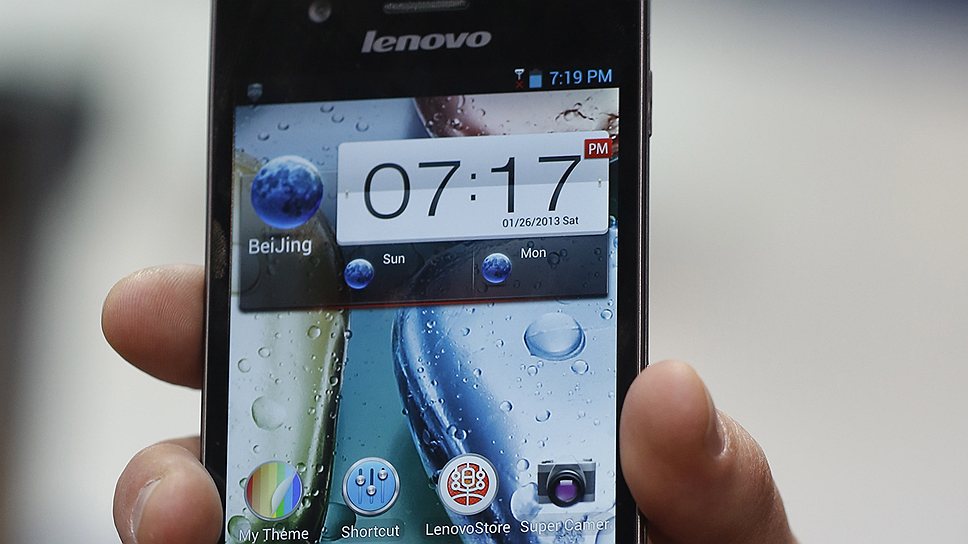 В ближайшем будущем Lenovo рассчитывает увеличивать продажи за счет смартфонов, но и от PC отказываться не собирается 
