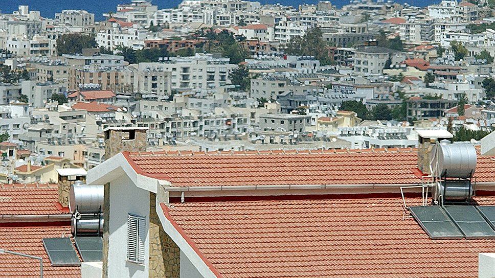 Хотя на Кипре ни моря, ни солнца меньше не стало, островная недвижимость перестала быть хорошей инвестицией