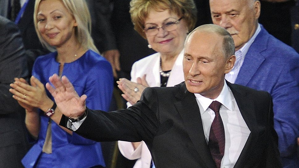 Под аплодисменты &quot;Народного фронта&quot; Владимир Путин готов еще крепче взяться за рычаги управления экономикой