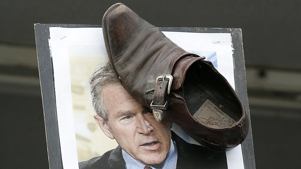 Как минимум один арабский ботинок оказался к лицу Джорджу Бушу
