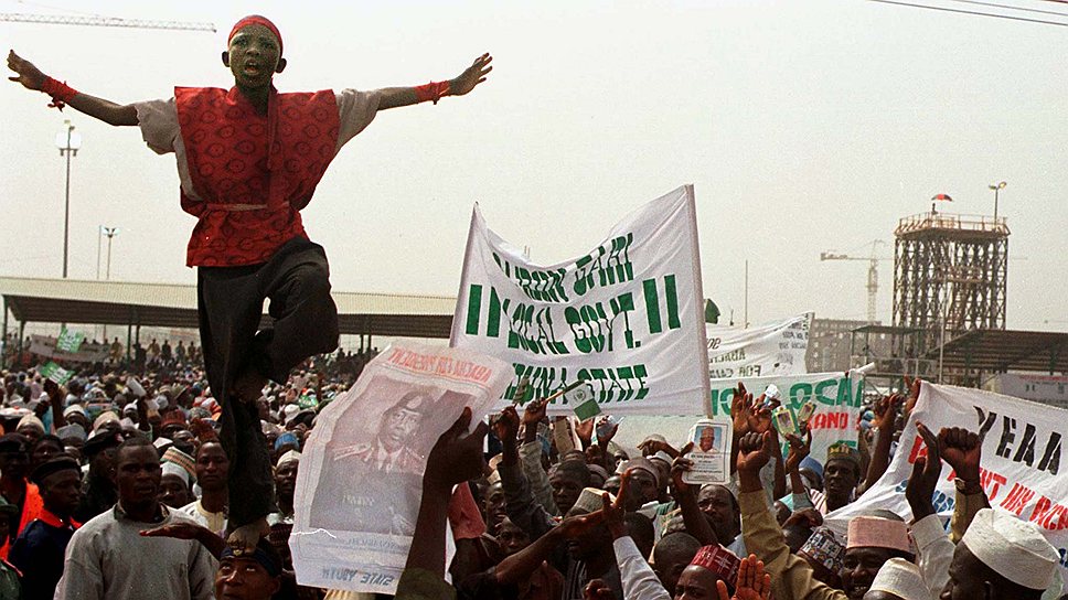 Жители нигерийской столицы Абуджи были готовы поддержать любого диктатора, если только он происходил с Севера и выкачивал деньги с Юга 
