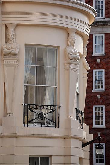Самый дорогой дом в 2013 году был продан в Великобритании: за One Cornwall Terrace напротив Regent&#39;s Park в Лондоне заплатили $120 млн