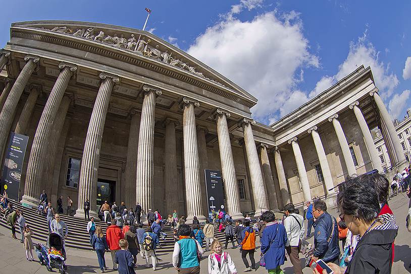 Главный историко-археологический музей Великобритании в 2013 году привлек 6,7 млн посетителей. За годы его работы посещаемость увеличилась более чем в тысячу раз — в XVIII веке она составляла около 5 тыс. человек ежегодно.