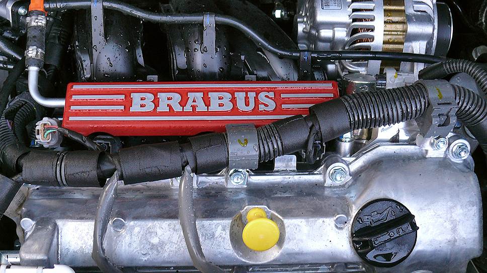 Двигатель от Brabus — это всего три цилиндра, литр объема и целых 102 лошадиных силы 
