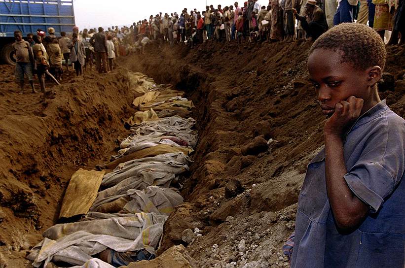 Тутси умирали не только от рук хуту. Беженцев тысячами косили голод и эпидемии 
