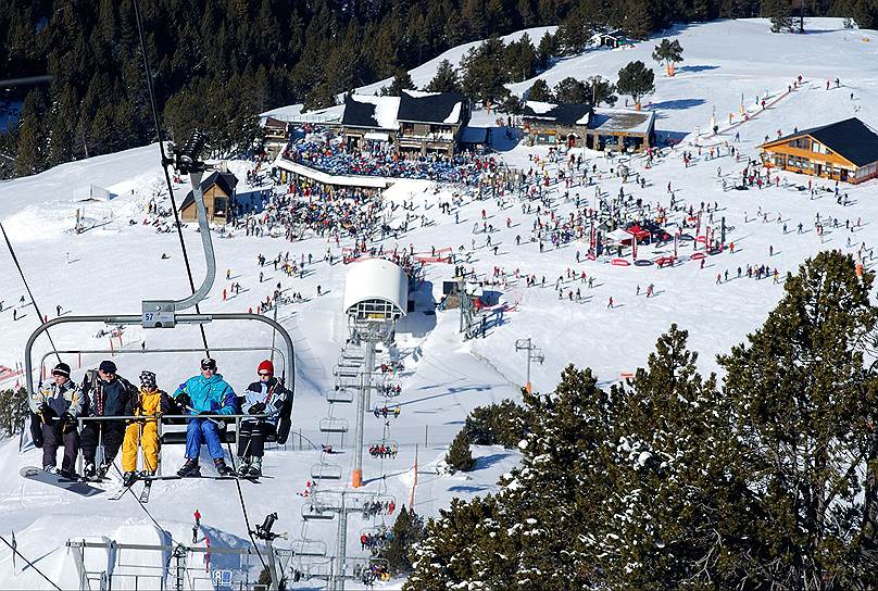 Благодаря серьезным инвестициям в горнолыжные курорты за последние годы турпоток в Андорру вырос до 13 млн человек в год