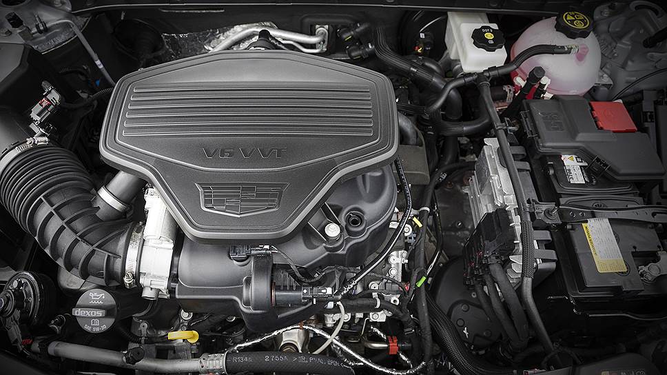 Американцы утверждают, что создали для XT5 новый двигатель объемом 3,6 л, он умеет выключать неиспользуемые цилиндры 
