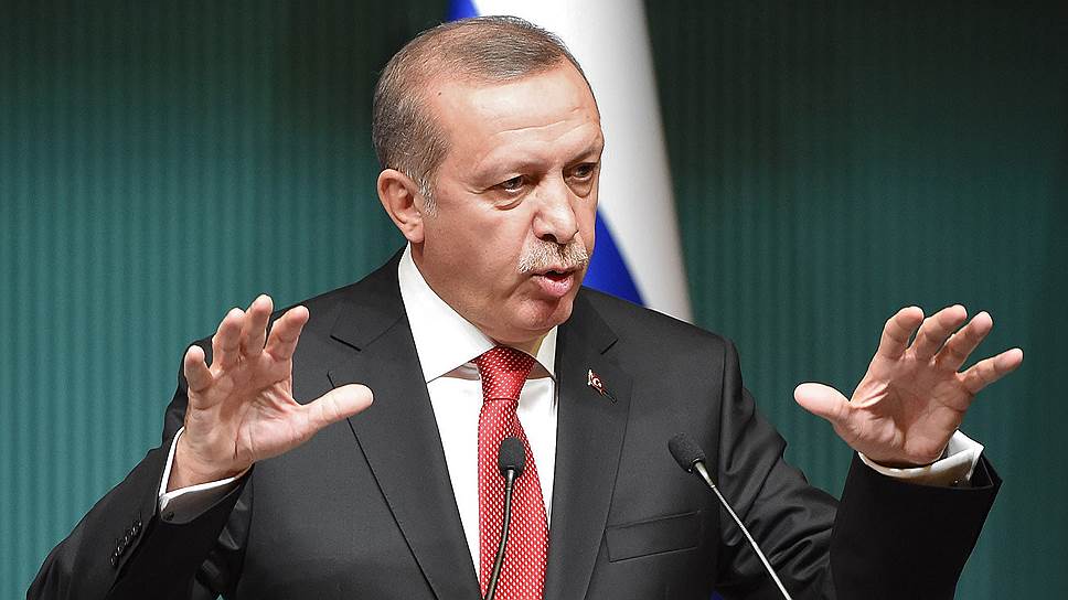 Треть турецких граждан уверены, что попытку переворота организовал сам Эрдоган