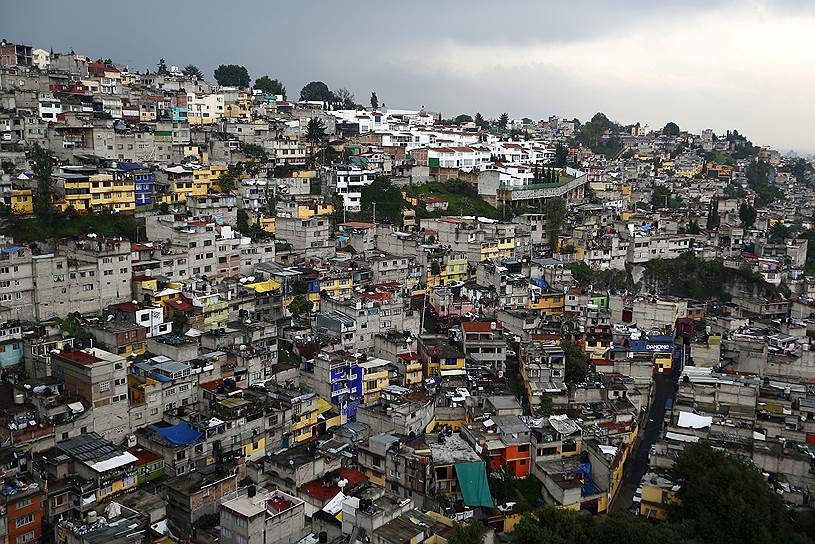 Около половины населения Мексики — за чертой бедности, а самое распространенное жилье — трущобного типа