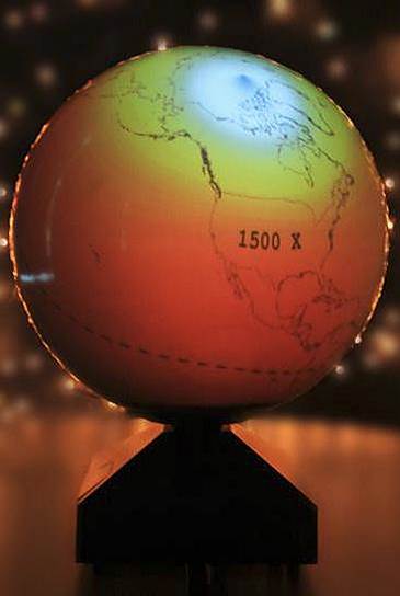 Визуализация результатов модельных расчетов магнитного поля Земли на сферическом экране 