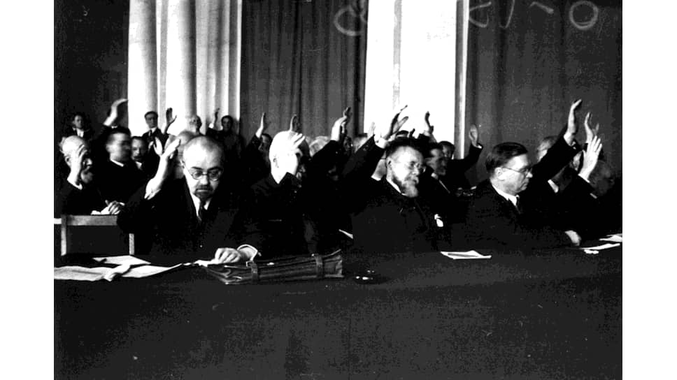 1935 год, Москва. Голосование в президиуме Академии наук СССР