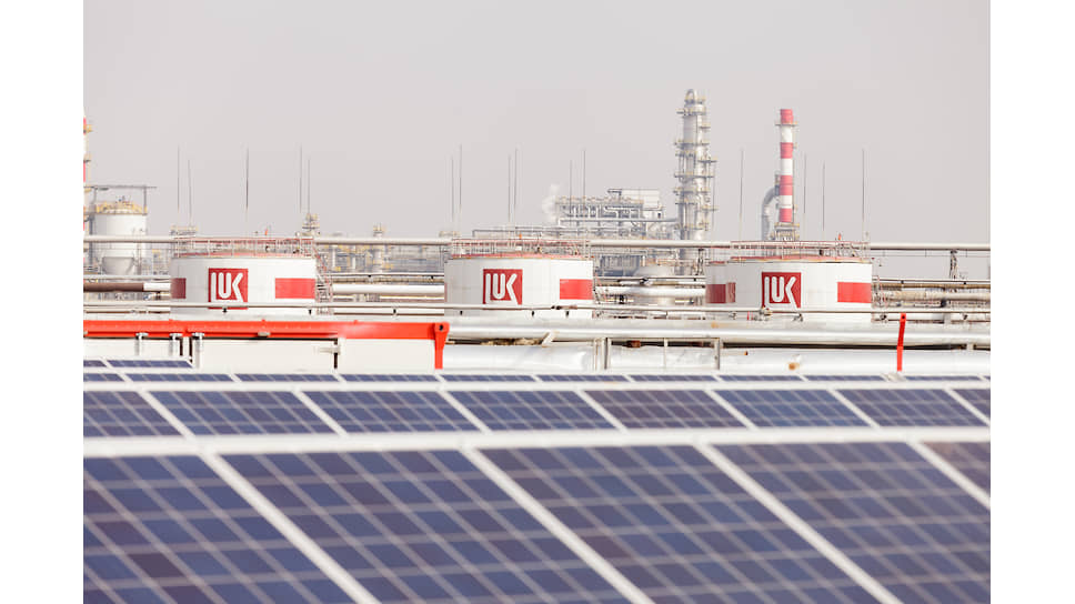 ЛУКОЙЛ активно развивает энергетический бизнес, в том числе зеленую энергетику. На фото: солнечная электростанция в Волгограде