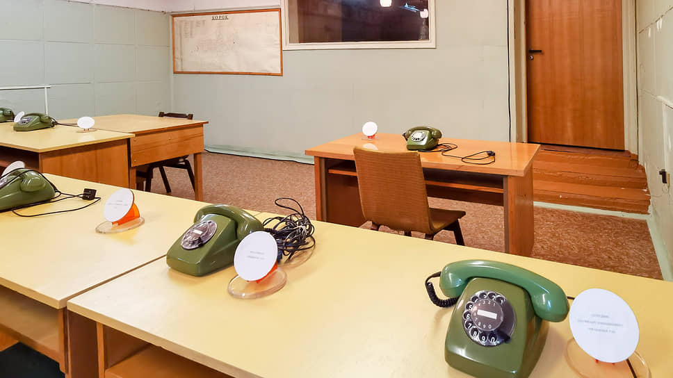 Телефон-«вертушка» в кабинете президента РАН