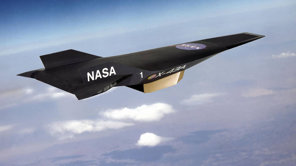 Экспериментальный беспилотный гиперзвуковой аппарат X-43, построенный по программе NASA «Hyper-X» компанией Boeing. Он первым совершил гиперзвуковой полет с помощью собственного гиперзвукового воздушного прямоточного двигателя, с его помощью разогнавшись до скорости М=9,6 в ноябре 2004 года