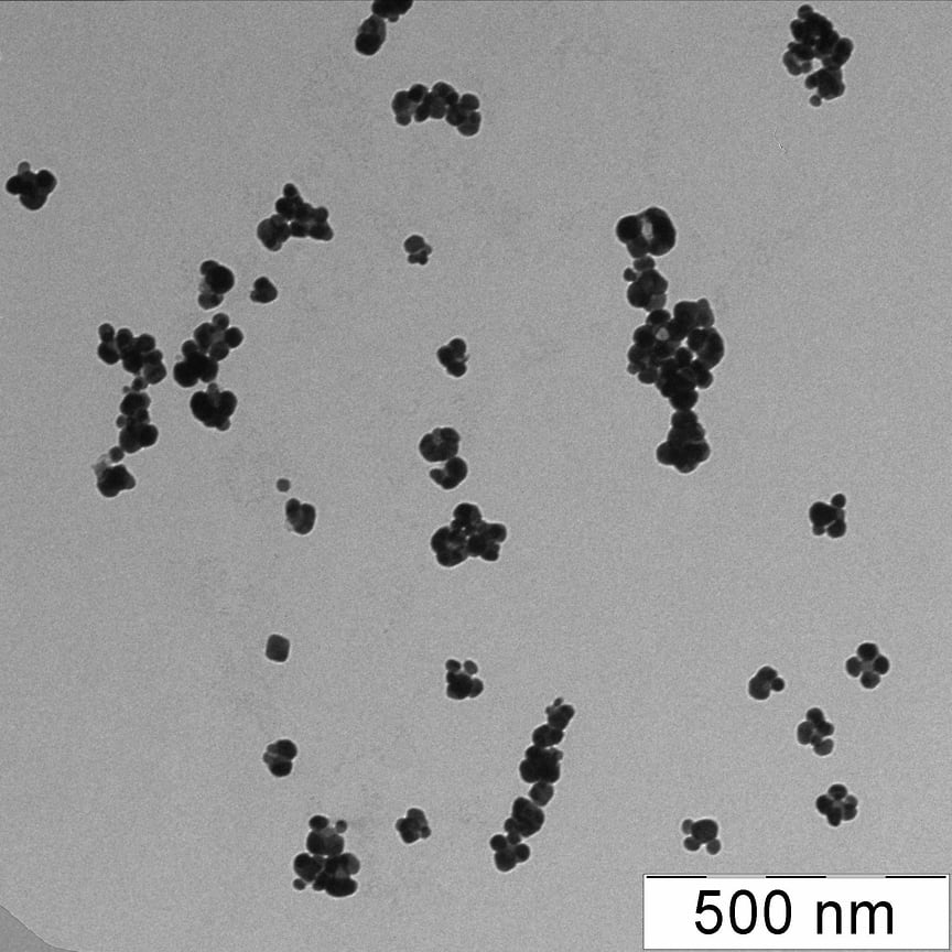 Фотографии наночастиц серебра, выполненные методом просвечивающей электронной микроскопии и просвечивающей электронной микроскопии высокого разрешения