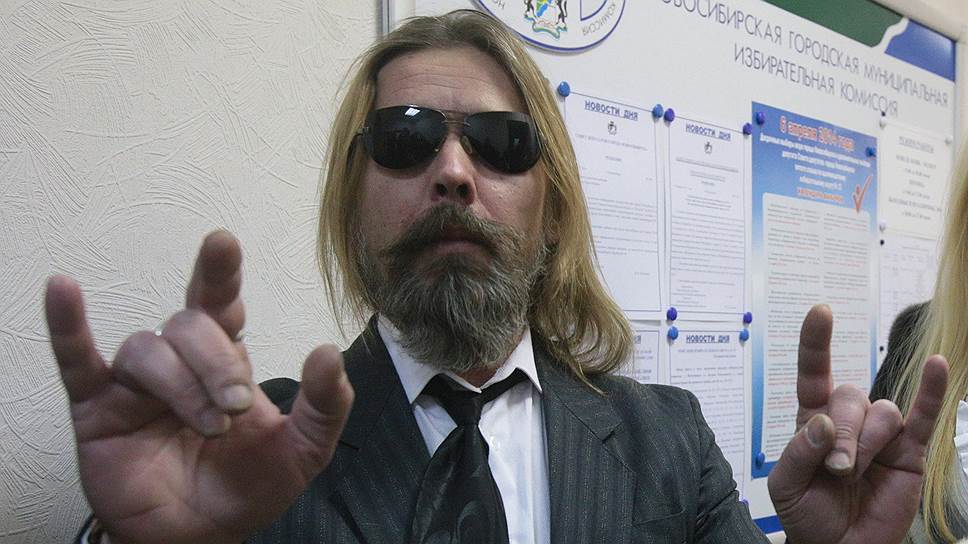 Создатель и лидер трэш-металгруппы &quot;Коррозия Металла&quot; Сергей &quot;Паук&quot; Троицкий