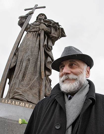 Скульптор Салават Щербаков, автор памятника князю Владимиру