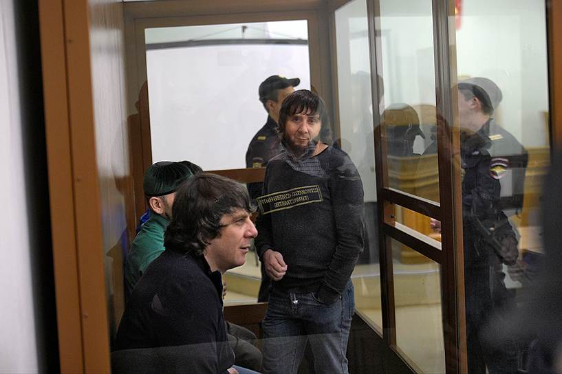 Фигуранты дела об убийстве Бориса Немцова Темирлан Эскерханов (слева) и Заур Дадаев (справа)