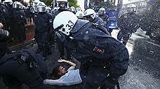 Полиция применила водометы против протестующих в преддверии саммита G20 в Гамбурге
