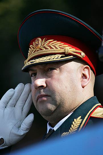 Командующий российской группировкой войск в Сирии генерал-полковник Сергей Суровикин