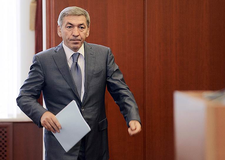 Исполняющий обязанности премьер-министра Республики Дагестан Абдусамад Гамидов
