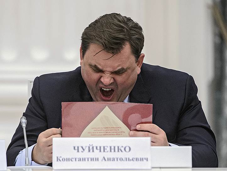 Главой аппарата правительства в ранге вице-премьера станет  Константин Чуйченко , который сейчас возглавляет контрольное управление президента
