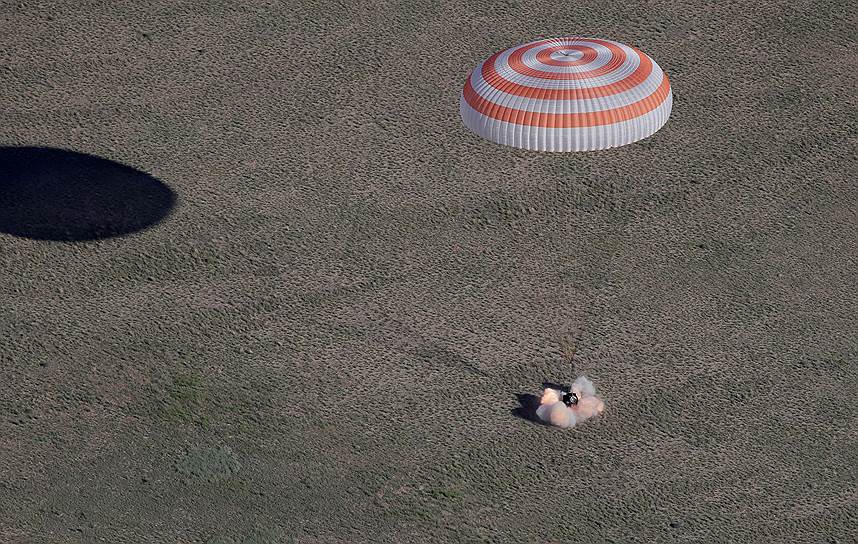 Посадка спускаемого аппарата «Союз МС-07»