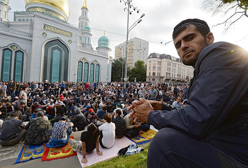 Праздник жертвоприношения Курбан-байрам в Москве