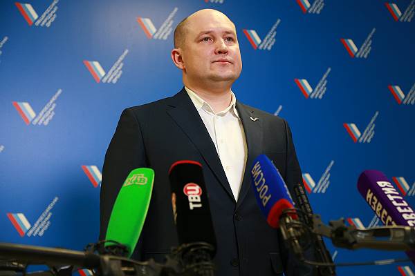 Глава Исполкома ОНФ Михаил Развозжаев