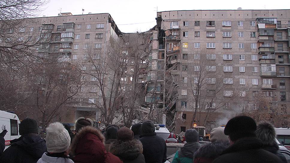 Подъезд пятиэтажного дома обрушился под Тулой после взрыва газа, есть погибшие