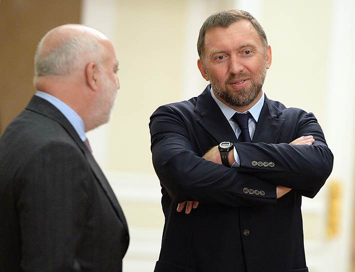 Бизнесмены Виктор Вексельберг (слева) и Олег Дерипаска
