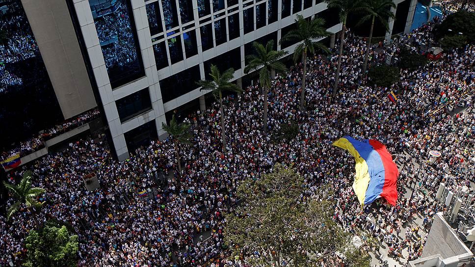 Что нужно знать о госперевороте  в Венесуэле