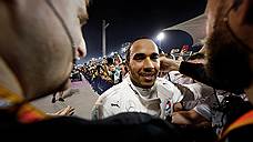 Хэмилтон выиграл Гран-при Бахрейна «Формулы-1»
