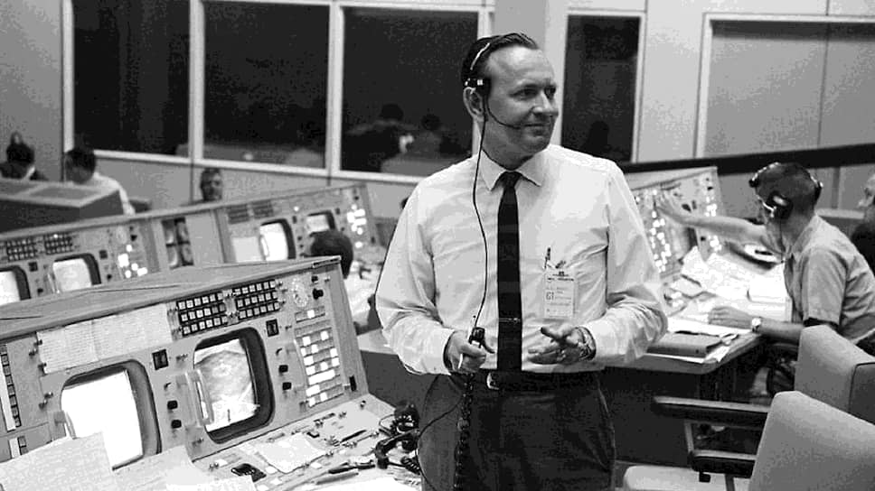 Первый руководитель полетов NASA Кристофер Крафт