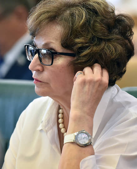 Глава Союза женщин России Екатерина Лахова
