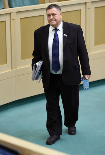 Сенатор Сергей Калашников