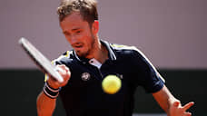 Медведев впервые вышел в четвертьфинал Roland Garros