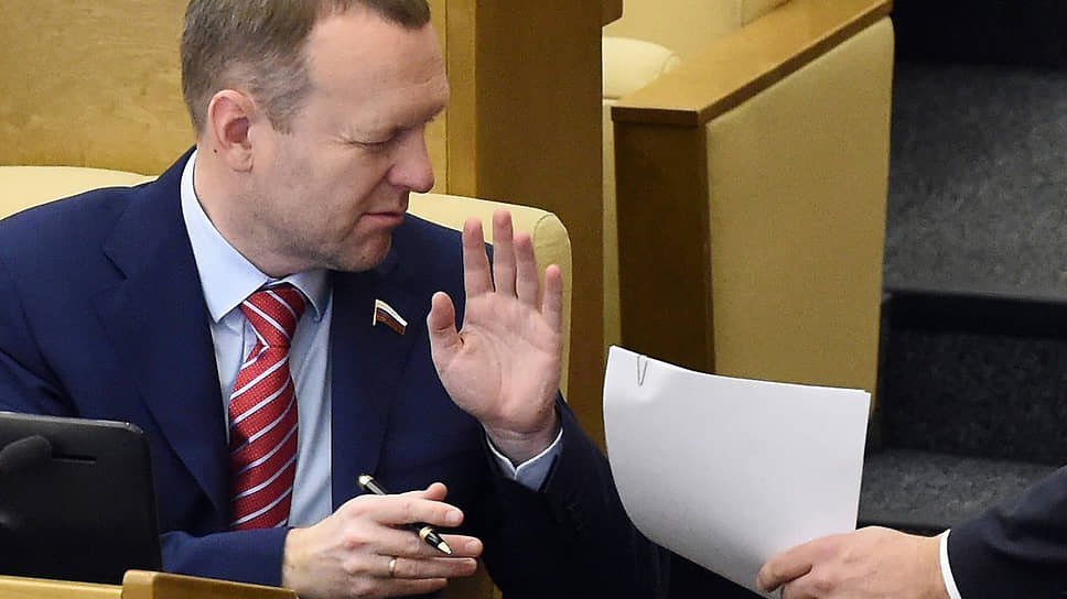 Константин Бахарев