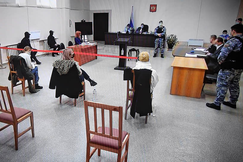 Выездное заседание Лефортовского районного суда по рассмотрению нового дела в отношении Алексея Навального 