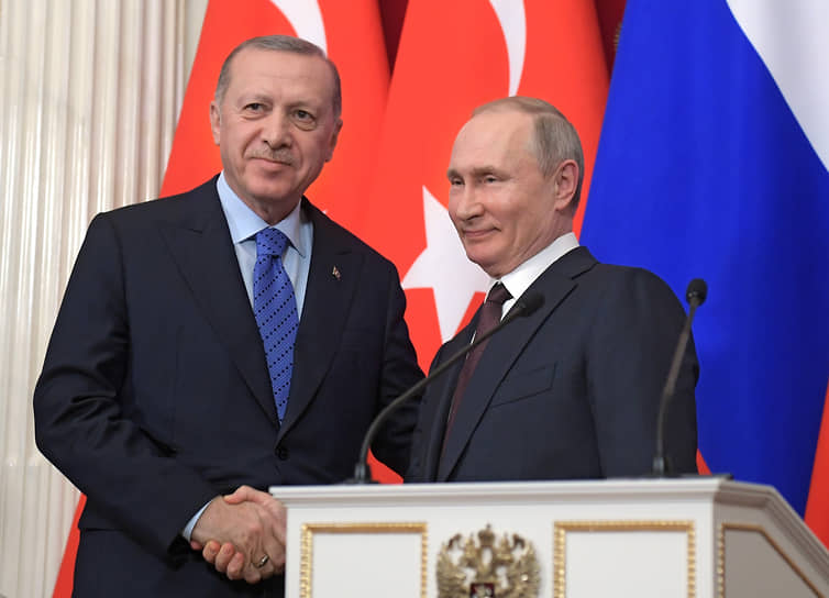 Президент Турции Реджеп Тайип Эрдоган (слева) и президент России Владимир Путин во время встречи в Кремле в 2020 году 