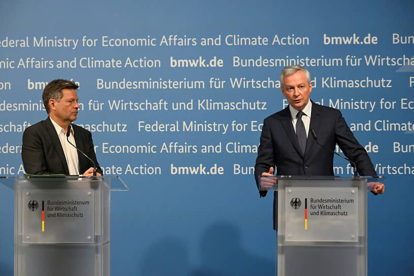 Глава Минэкономики ФРГ Роберт Хабек (слева) и министр финансов Франции Брюно Ле Мэр
