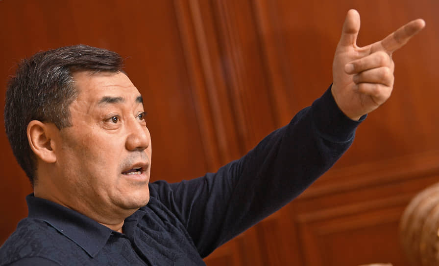 Президент Киргизии призвал граждан отказаться от лишних трат