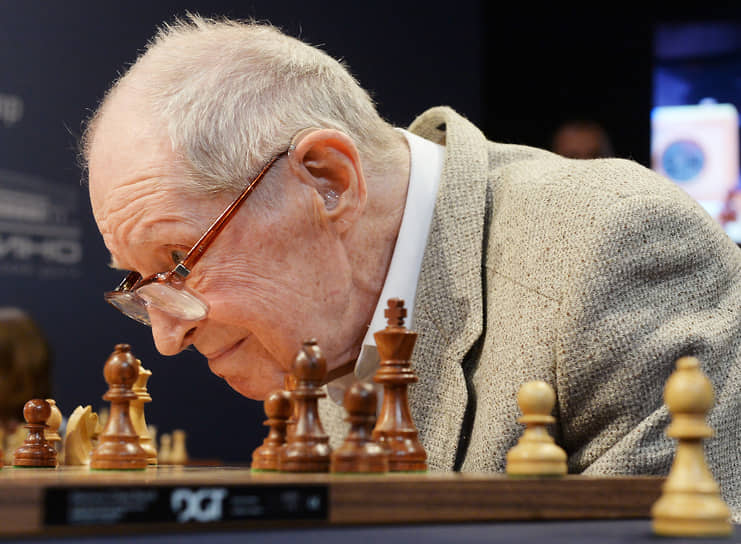 Старейший гроссмейстер мира Юрий Авербах умер в возрасте 100 лет