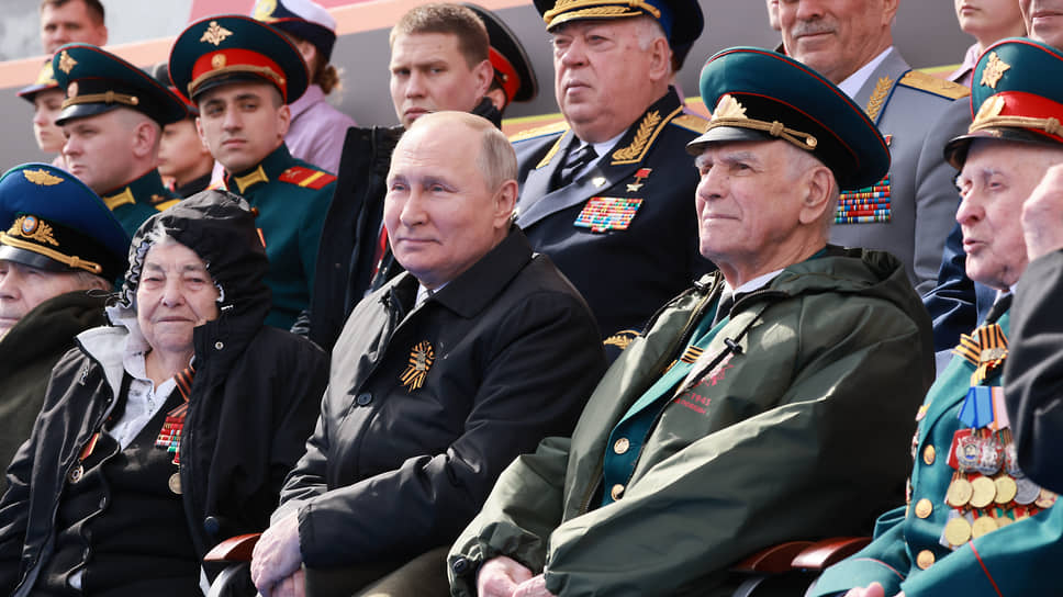 Президент России Владимир Путин на параде Победы