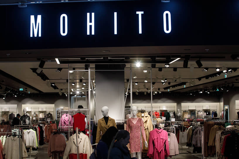 Возобновивший работу магазин Mohito в ТРЦ «Гринвич» в Екатеринбурге 