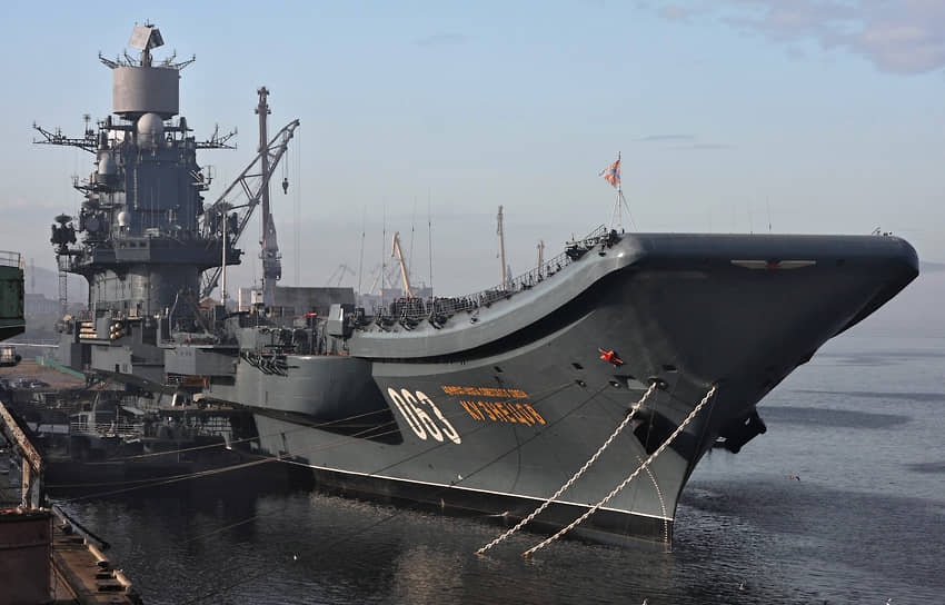 Авианесущий крейсер «Адмирал Кузнецов» 
